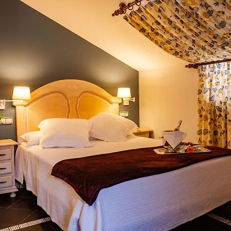 Palacio De La Vinona Готель