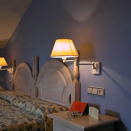 Готель Palacio De La Vinona Ов'єдо