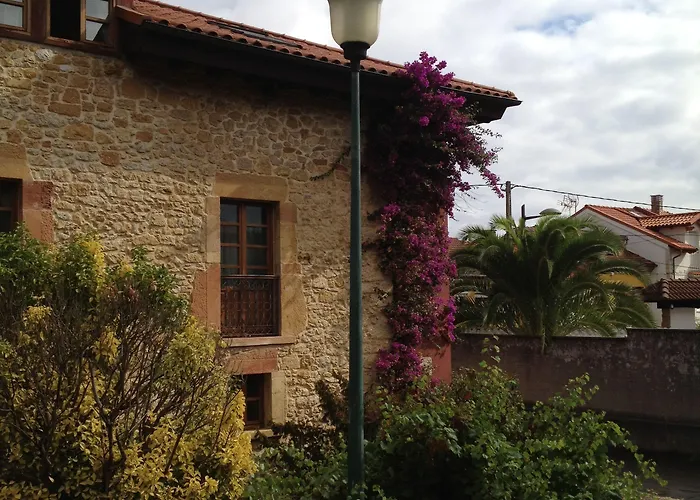 Palacio De La Viñona Oviedo